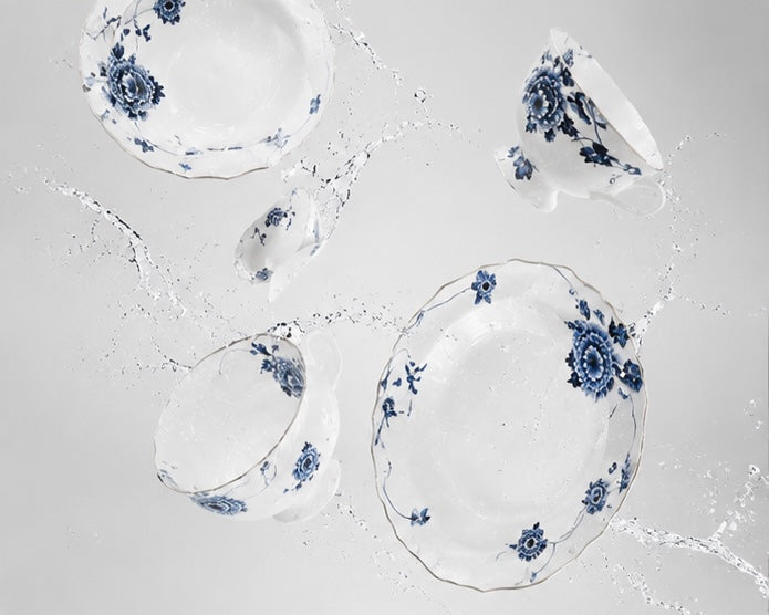 Dinnera Royale Bloom : Blue and White